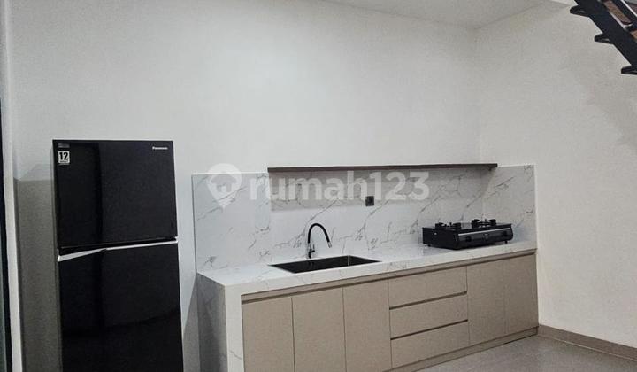 New Items For Sale - House for Sale in Sutera Harmoni, Alam Sutera. Standalone Building. South Facing. Move-in Ready 2