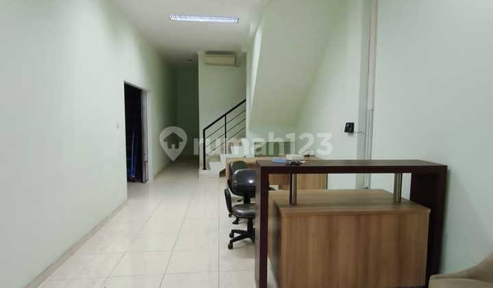 DIJUAL RUKO  hadap Jalan Boulevard di Alam Sutera