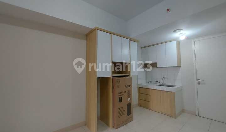 Hot Hot Disewa Atau Dijual Apartment Springlake di Summarecon Bekasi Tower Azolla,lantai 20, No 32 Lal  2