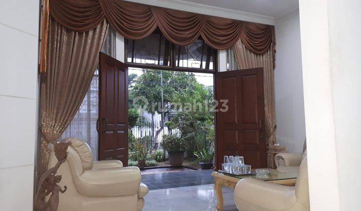 Harus Terjual Rumah Mewah Kedoya Baru, Jakarta Barat Lt 25x25 625m2 Lb 750m2 Kt 5+3 Km 5+1 Posisi Badan Row Jalan Double Pool Pribadi Hadap Utara Surat SHM Harga Rp. 25 Milyar Nego can 2