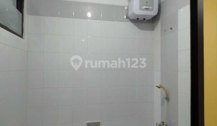 HOT LEASED  RUMAH BAGUS &BARU RENOV, DI SERENADE LAKE -GADING SERPONG VIEW DANAU 2