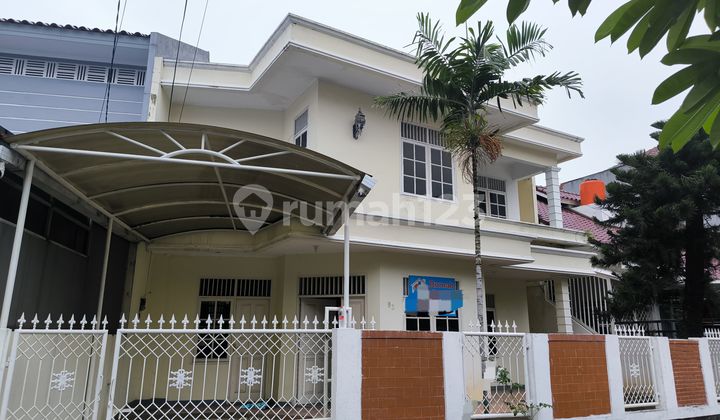 Dijual Rumah Strategis Kebun Jeruk Meruya Ilir Jakarta Barat