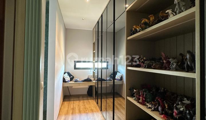 Cheap For Sale: Super Luxurious Lyndon House With Swimming Pool At Navapark BSD City 2