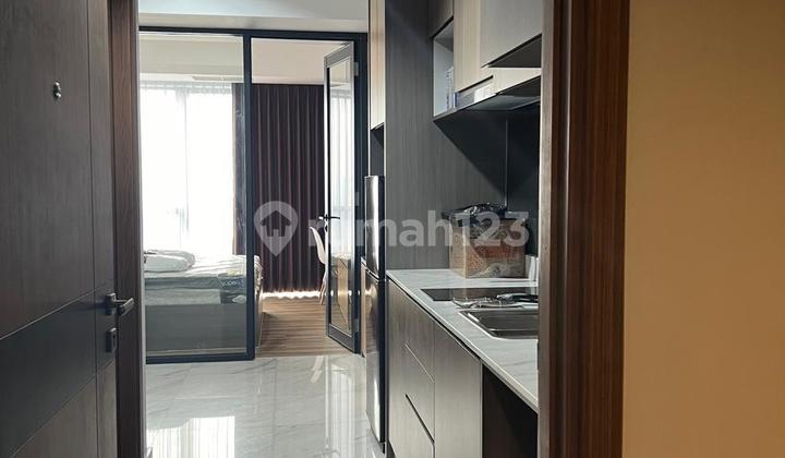 DIJUAL RUGI   Apartemen 1 BR The Smith Alam Sutera