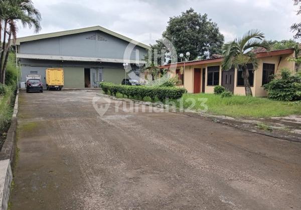 Gudang Siap Pakai di Jl. Narogong Raya, Bekasi Barat