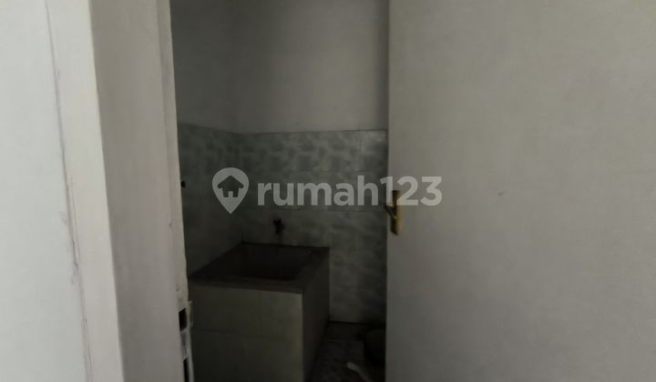 Dijual Rumah Strategis Kebun Jeruk Meruya Ilir Jakarta Barat 2