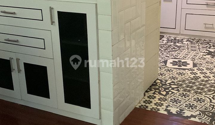 For Sale: Rumah Puspitaloka,Luasan 200 an m2 BSD 2