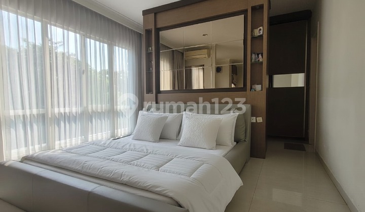 DIJUAL RUMAH DI GADING SERPONG View Kolam Renang, TURUN HARGA JARANG ADA