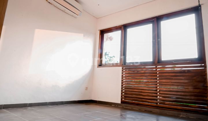 Disewakan - Rumah/Kantor 2 Lantai Estetikcitra Raya Tangerang 2