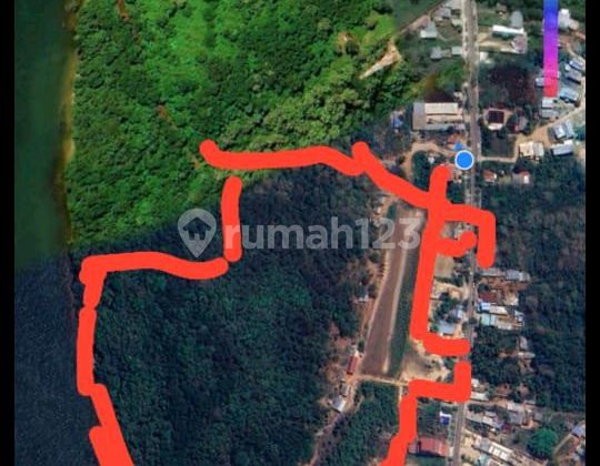 Tanah, di Labuan Bajo,