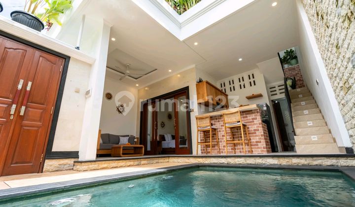 Villa, Freehold Title, in Canggu,