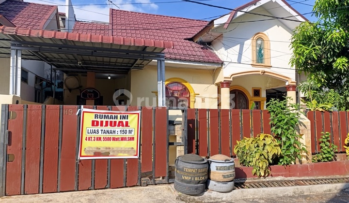 Rumah, SHM, di Pekanbaru Kota, 2