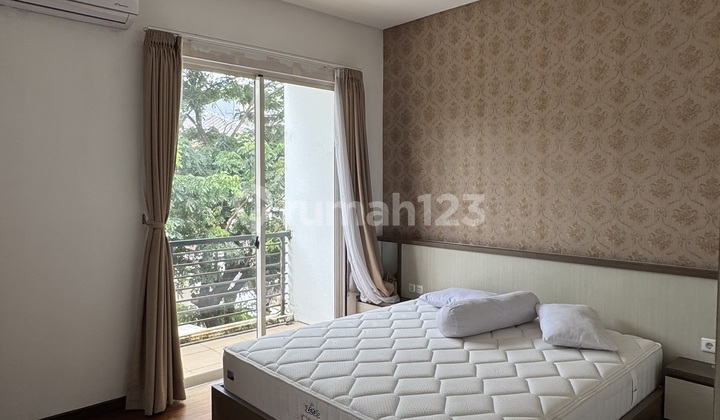Golf View + Fully Furnished | Boulevard 8X33 | Rumah Crown Golf 2