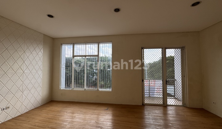 Brand New | Lake View 8X24 | Rumah Crown Golf Pik