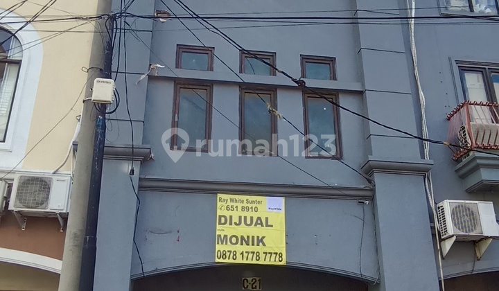 Shop House in Sunter Jaya Ready to Occupy Quick Sale