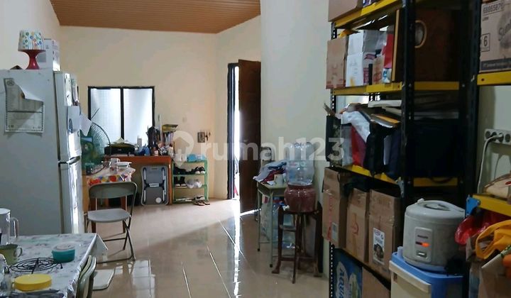 For Sale 1.5-Story House in Sunter Area