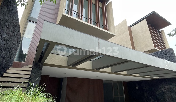 Rumah Mewah di Kemang Jaksel Lokasi Strategis
