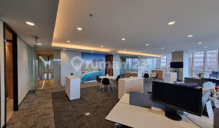 Disewakan Ruang Kantor Premium South Quarter Cilandak