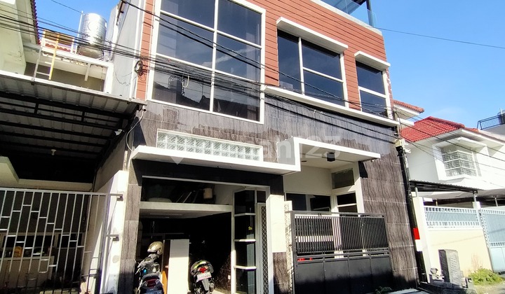 For Sale Strategic Home Ready to Occupy