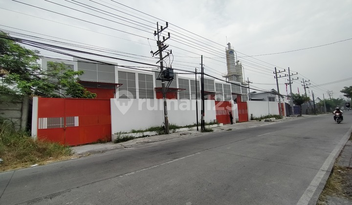Dijual Gudang Raya Pelemwatu Menganti Gresik