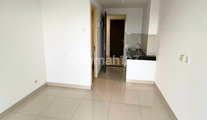 For Sale Studio Type Apartment in Serpong Garden Apartment Tower Bellerosa Cisauk