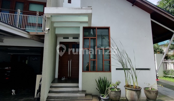 Tropical Luxury House (Behind Citos) Tropical Luxury House (Behind Citos)