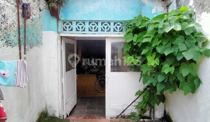 For Quick Sale House in Petukangan, South Jakarta 2