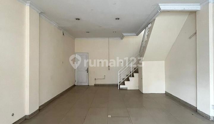 For Quick Sale: Strategic 2-Story Shop House on Green Boulevard, Kota Harapan Indah, Bekasi