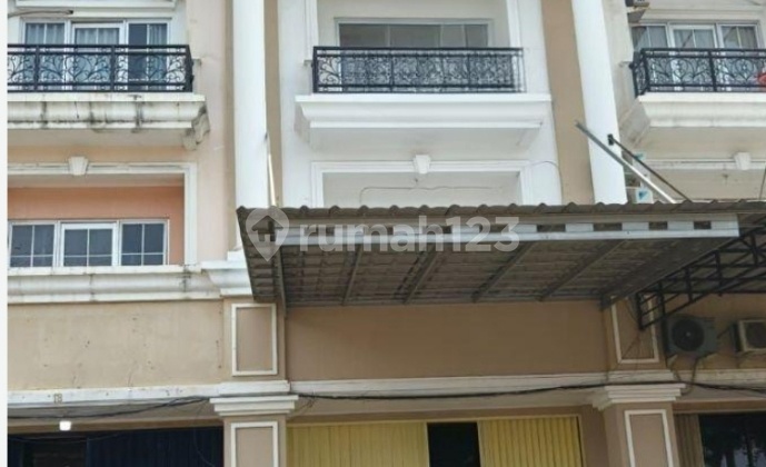 4-Story Ready-to-Use Shop House at Harapan Indah Business Center Bekasi 4-Story Ready-to-Use Shop House at Harapan Indah Business Center Bekasi