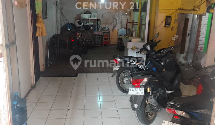 House for Sale on the Side of Jl Raya Kota Semarang 2