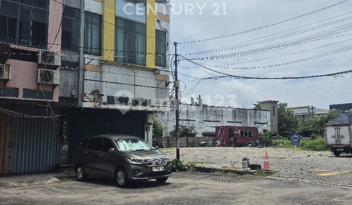 Dijual Ruko di Jl Mt Haryono Siap Pakai di Lokasi Emas Pusat Perdagangan, Parkiran Luas,Keamanan Bagus 2