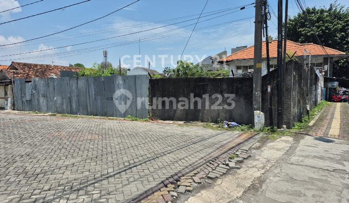 Land for Sale on Jl Citarum Semarang, Busy Area 1