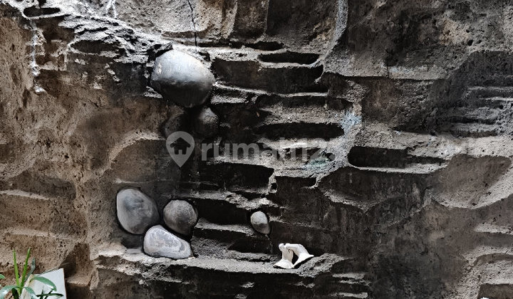 Dijual Rumah Tinggal di Jalan Badak Lingkungan Aman dan Nyaman 2