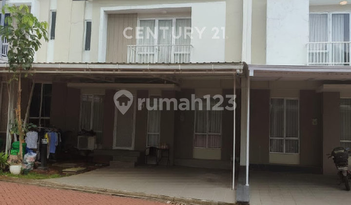 For Sale House in Paramount Village Housing Semarang 1