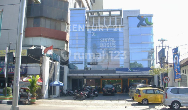 For Sale 3-Storey Building Highly Strategic at Simpanglima Semarang For Sale 3-Storey Building Highly Strategic at Simpanglima Semarang