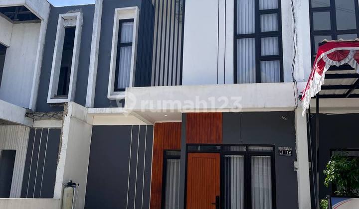 2-Story Smart Home Free Smart Door Lock Canopy Kitchen Set in Graha Padjadjaran 2