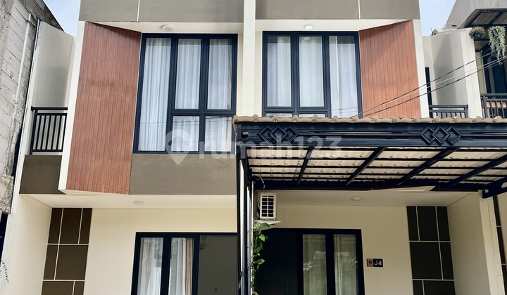 Affordable 2-Story Vertihouse-Style House in Depok, 2 Floors Cash Only Price Negotiable Affordable 2-Story Vertihouse-Style House in Depok, 2 Floors Cash Only Price Negotiable