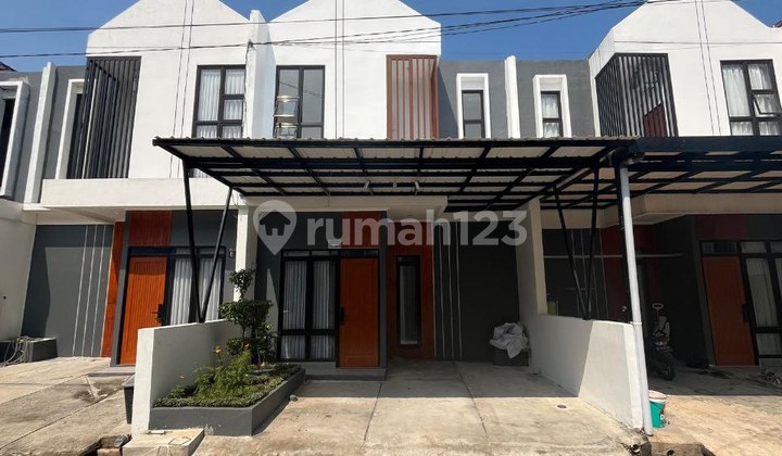 2-Story Smart Home Free Smart Door Lock Canopy Kitchen Set in Graha Padjadjaran 2-Story Smart Home Free Smart Door Lock Canopy Kitchen Set in Graha Padjadjaran
