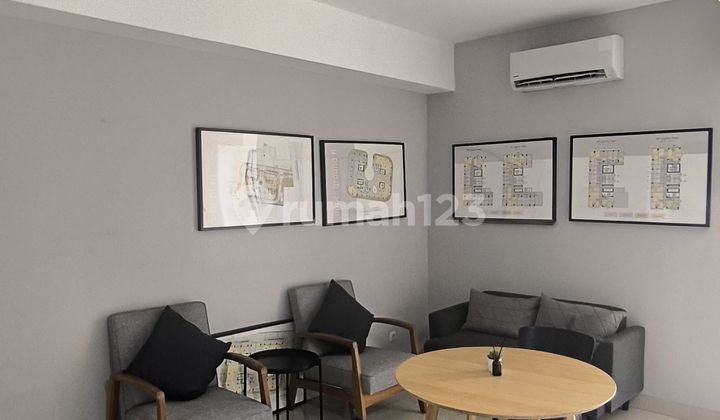 Ready to Live, 2 Bedrooms Near Station