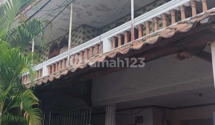 Rumah 2 Lantai di Joglo Jakarta Barat