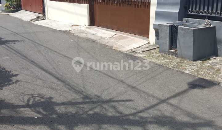 For Rent 2-Story House in Tanjung Duren For Rent 2-Story House in Tanjung Duren