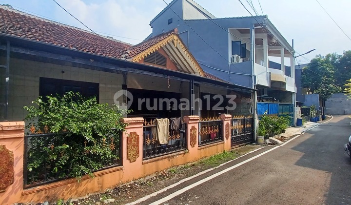 Dijual Rumah Nyaman dan Siap Huni di Kalisari, Pasar Rebo, Jakarta Timur Dijual Rumah Nyaman dan Siap Huni di Kalisari, Pasar Rebo, Jakarta Timur