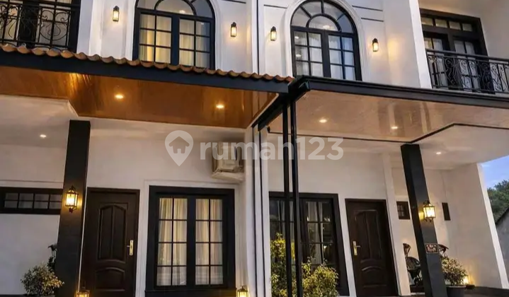 Strategic House Near Ui Campus