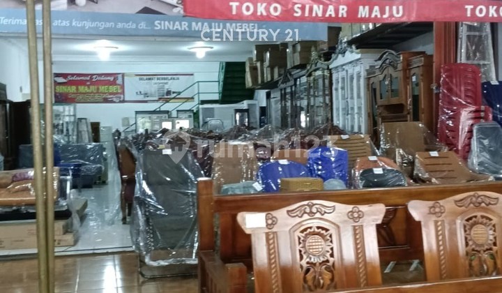 Gudang Serbaguna Sudah Ada Toko Pinggir Jalan Cocok untuk Bisnis Gudang Serbaguna Sudah Ada Toko Pinggir Jalan Cocok untuk Bisnis