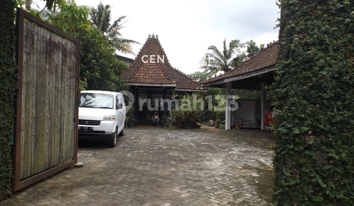 Rumah Mewah Nyaman Daerah Gunungpati Semarang Lengkap Ada Villa 1