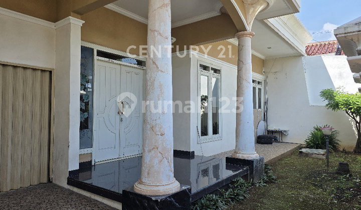 Ready-to-Use Well-Maintained House in Puri Anjasmoro Semarang Near the Airport 2
