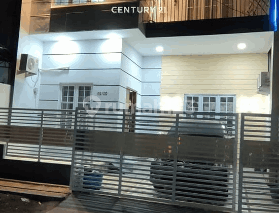 Rumah Bagus Full Furnish 2 Lantai Dekat Bandara Lingkungan Nyaman