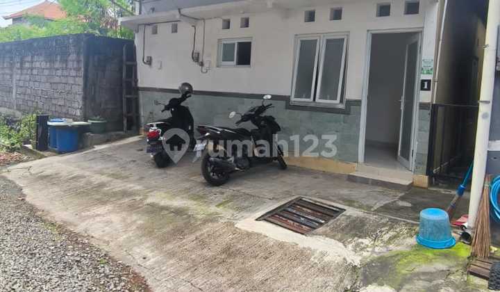 4-Bedroom House Pura Demak Mahendradata Near Main Road