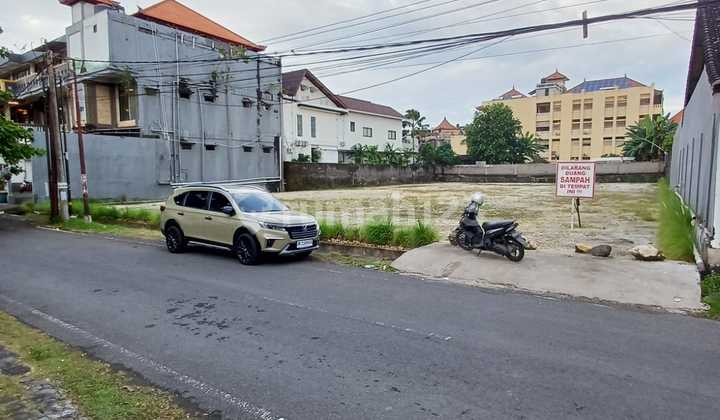 Land 8 Are Dewi Sri Nakula Near Main Road Link Hotel and Villa