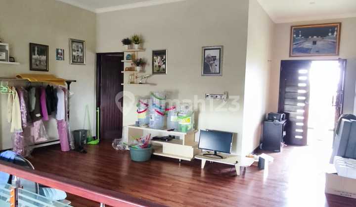 Luxury Padang Smbian House Semi Furnished 2